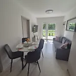 Róż Apartamento *